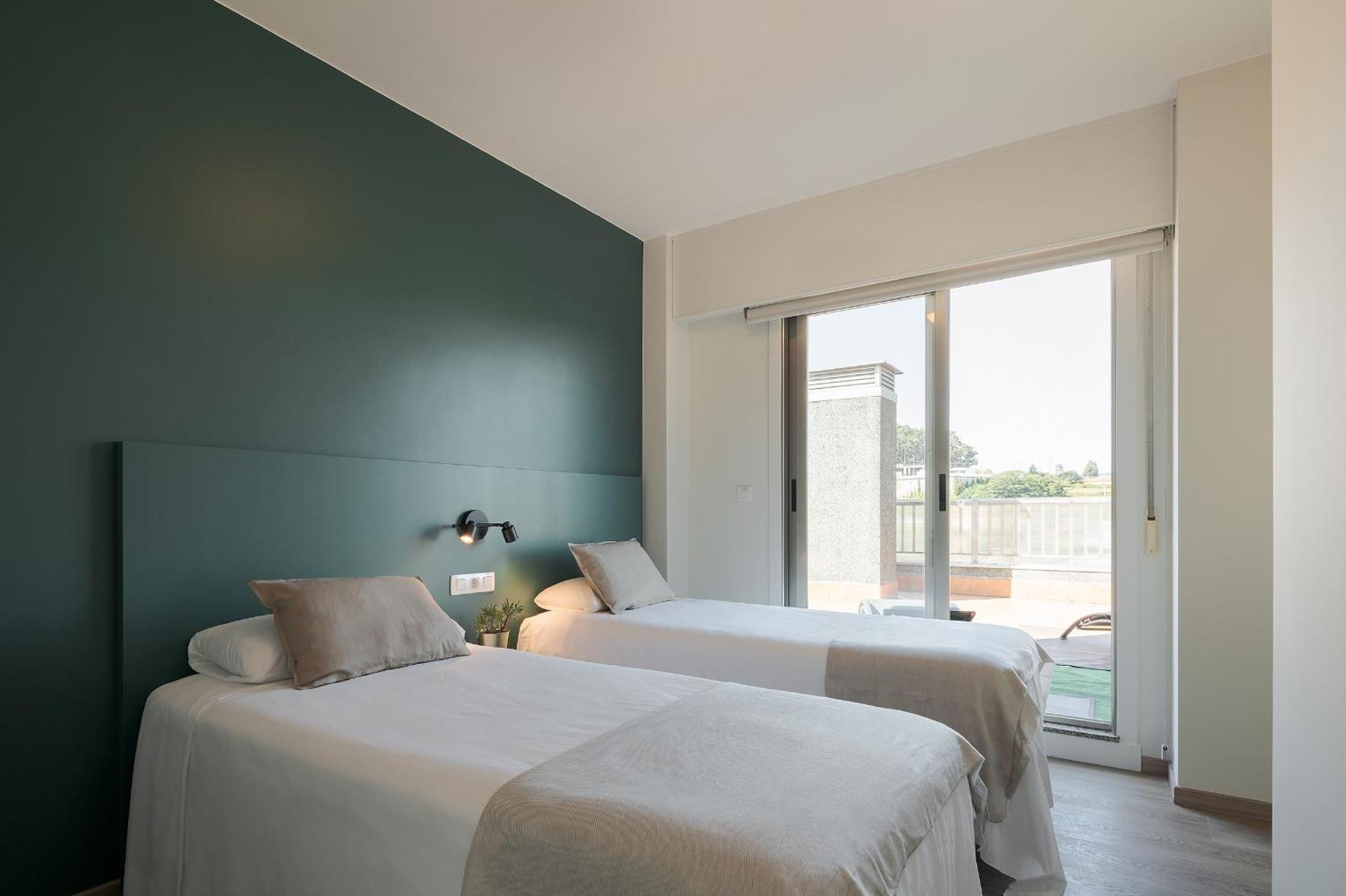 Triple Premium Apartment terrace